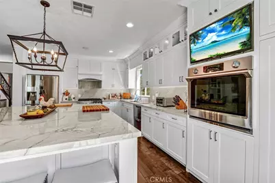 21756 Redwood Canyon Place, Saugus, CA 91390 - Photo 9