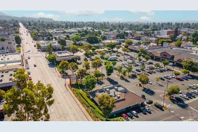 126 S Myrtle Avenue, Monrovia, CA 91016 - Photo 15