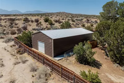 32451 Valyermo Road, Pearblossom, CA 93553 - Photo 23