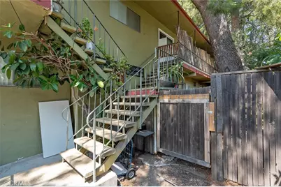 10136 Silverton Avenue, Tujunga, CA 91042 - Photo 5