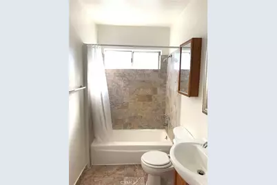 10136 Silverton Avenue, Tujunga, CA 91042 - Photo 11