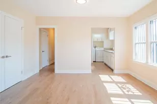 1805 W 35th St, Los Angeles, CA 90018 - Photo 9