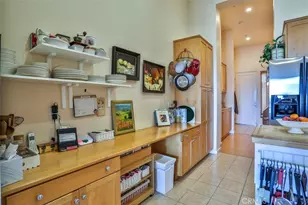 150 S San Fernando Blvd, Burbank, CA 91502 - Photo 5