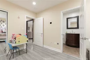 4710 Ventura Canyon Ave, Sherman Oaks, CA 91423 - Photo 19