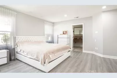 4710 Ventura Canyon Avenue, Sherman Oaks, CA 91423 - Photo 25