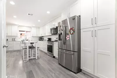 4710 Ventura Canyon Avenue, Sherman Oaks, CA 91423 - Photo 13