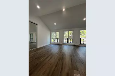 2430 Orange Avenue, La Crescenta, CA 91214 - Photo 23