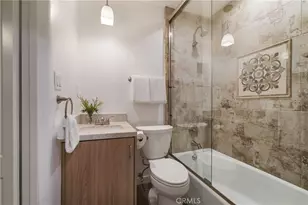 10452 Lindbrook Dr, Los Angeles, CA 90024 - Photo 25