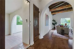 10452 Lindbrook Dr, Los Angeles, CA 90024 - Photo 5