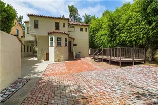 10452 Lindbrook Dr, Los Angeles, CA 90024 - Photo 47