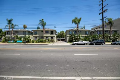 15445 Vanowen Street, Van Nuys, CA 91406 - Photo 3