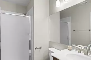 27503 Wellsley Way, Valencia, CA 91354 - Photo 15