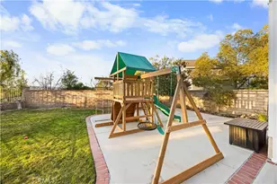 27503 Wellsley Way, Valencia, CA 91354 - Photo 31