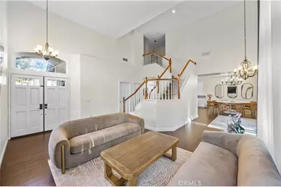 27503 Wellsley Way, Valencia, CA 91354 - Photo 3