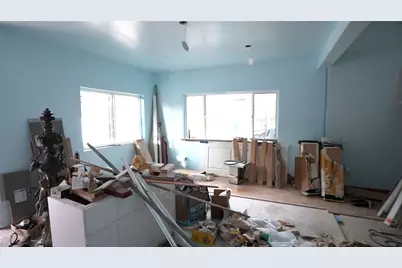 9928 Sunland Boulevard, Sunland, CA 91040 - Photo 25