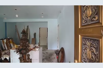 9928 Sunland Boulevard, Sunland, CA 91040 - Photo 23