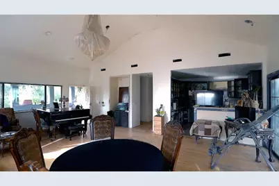 9928 Sunland Boulevard, Sunland, CA 91040 - Photo 17