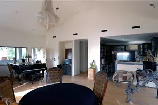 9928 Sunland Blvd, Sunland, CA 91040 - Photo 17