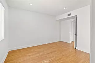 14715 Saticoy St, Van Nuys, CA 91405 - Photo 25