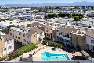 14715 Saticoy St, Van Nuys, CA 91405 - Photo 37