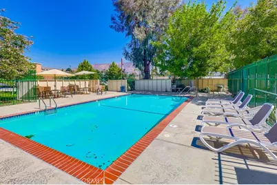 10435 Newhome Avenue #7, Sunland, CA 91040 - Photo 5