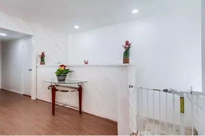 10435 Newhome Avenue #7, Sunland, CA 91040 - Photo 23