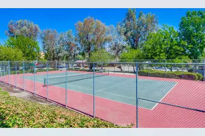 10435 Newhome Avenue #7, Sunland, CA 91040 - Photo 49