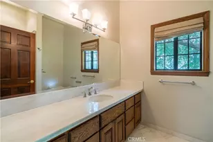 375 Berkshire Ave, La Canada Flintridge, CA 91011 - Photo 31