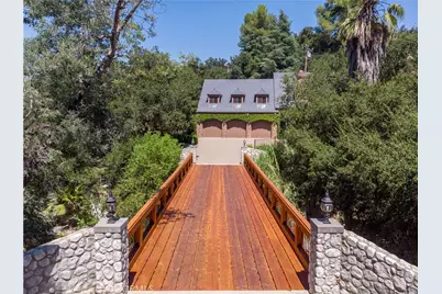 375 Berkshire Avenue, La Canada Flintridge, CA 91011 - Photo 61