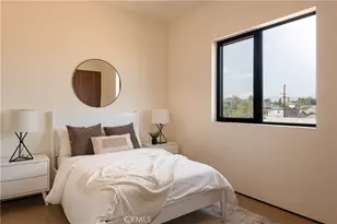 2221 W Starview Ln, Los Angeles, CA 90026 - Photo 17