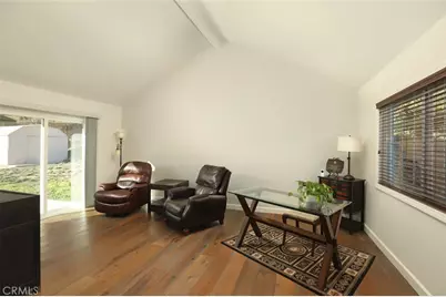 14047 Simshaw Avenue, Sylmar, CA 91342 - Photo 5