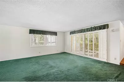 9555 Via Venezia, Burbank, CA 91504 - Photo 7