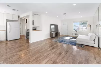 8827 -8829 Sylmar Avenue, Panorama City, CA 91402 - Photo 15