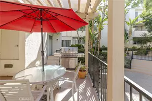 5325 Newcastle Ave, Encino, CA 91316 - Photo 31