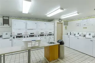 5325 Newcastle Ave, Encino, CA 91316 - Photo 35