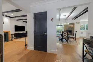 2528 N Orchard Dr, Burbank, CA 91504 - Photo 11