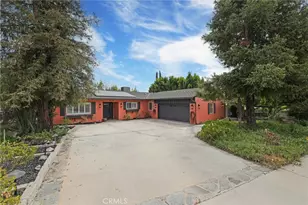 2528 N Orchard Dr, Burbank, CA 91504 - Photo 49