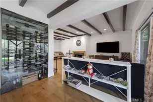 2528 N Orchard Dr, Burbank, CA 91504 - Photo 17