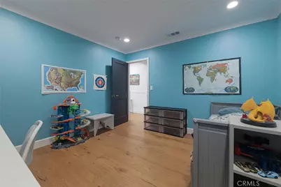 2528 N Orchard Drive, Burbank, CA 91504 - Photo 25