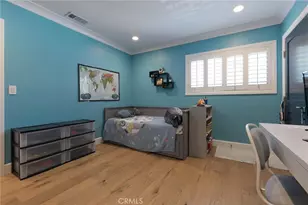 2528 N Orchard Dr, Burbank, CA 91504 - Photo 23