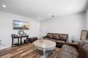 8600 Bluffdale Dr, Los Angeles, CA 91352 - Photo 39