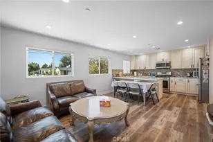 8600 Bluffdale Dr, Los Angeles, CA 91352 - Photo 37