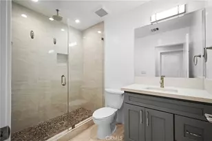 8600 Bluffdale Dr, Los Angeles, CA 91352 - Photo 21