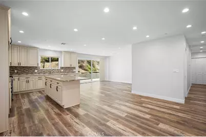 8600 Bluffdale Drive, Los Angeles, CA 91352 - Photo 7