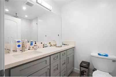 8600 Bluffdale Drive, Los Angeles, CA 91352 - Photo 45