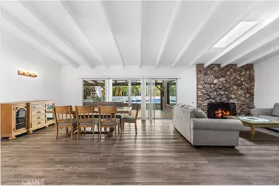 23151 Bigler Street, Woodland Hills, CA 91364 - Photo 3