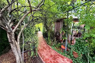 529 Naranja Dr, Glendale, CA 91206 - Photo 3