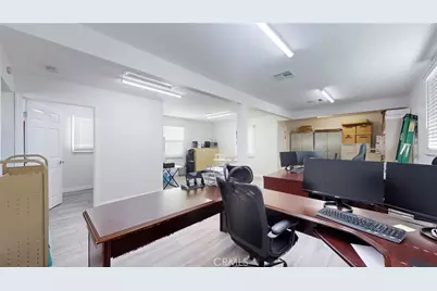 6851 Foothill Boulevard, Tujunga, CA 91042 - Photo 17