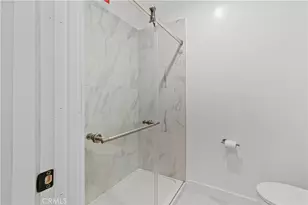 9019 Cedros Ave, Panorama City, CA 91402 - Photo 17