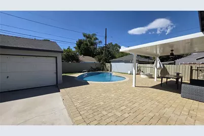 6637 Capps Avenue, Reseda, CA 91335 - Photo 21